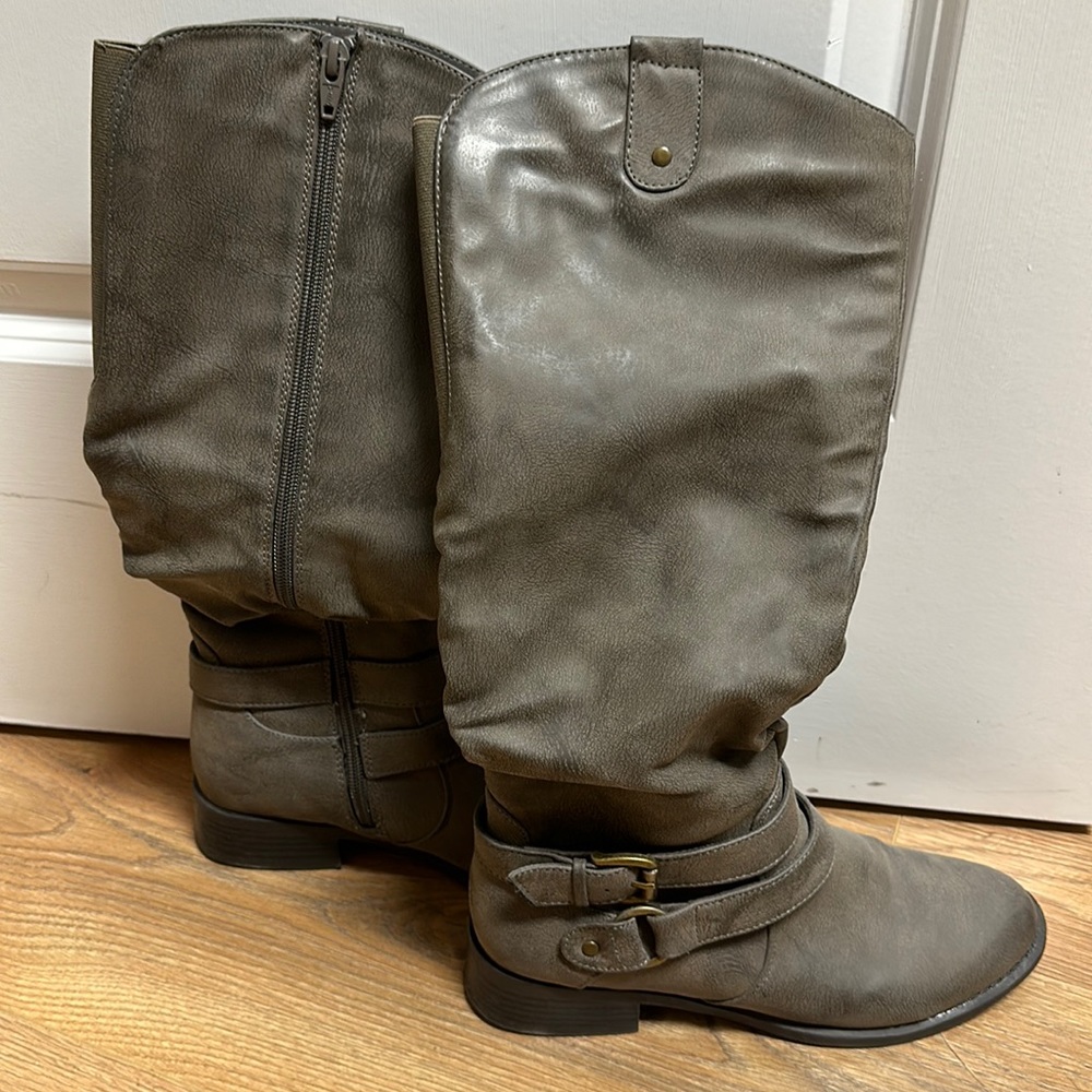 Merona Gray Boots